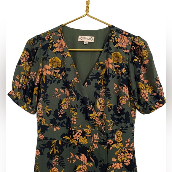 Nanette Lepore dress Size 2 floral pattern and ruffle bottom - Picture 8 of 8